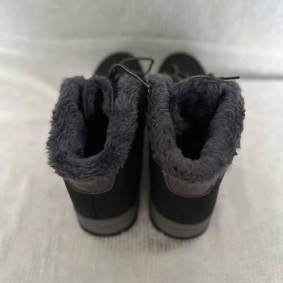 Carenurse, (NEW) men’s faux fur lined boot, size 10 - Picture 6 of 8